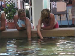 Lolly and Steff stroking rays
