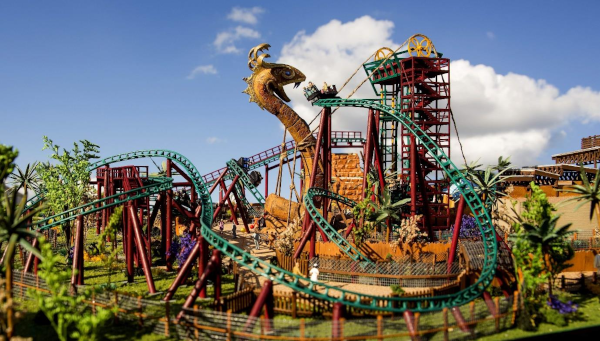 Official image of Cobra's Curse ride Official image of Cobra's Curse ride