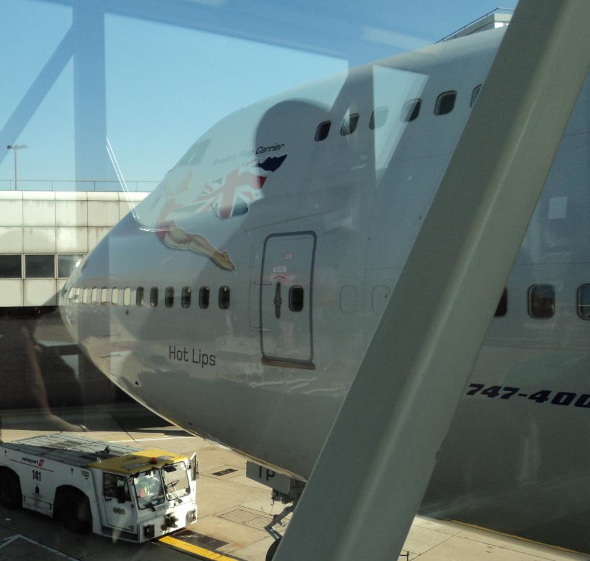 Virgin Atlantic 747  - Hot lips